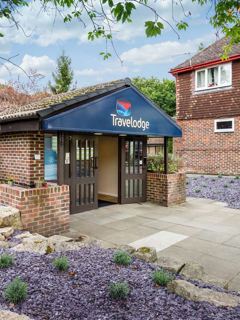 Travelodge Billingshurst Five Oaks Slinfold Exterior photo